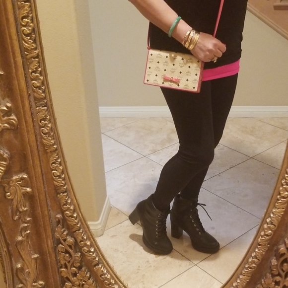 MCM Crossbody Handbag - Picture 8 of 8